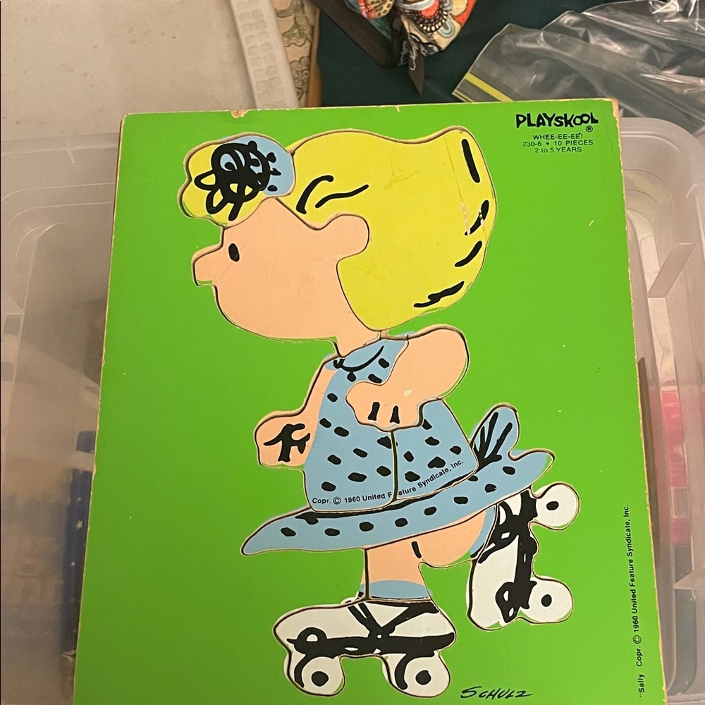 Playskool Roller Skating Girl Puzzle - Green and Blue